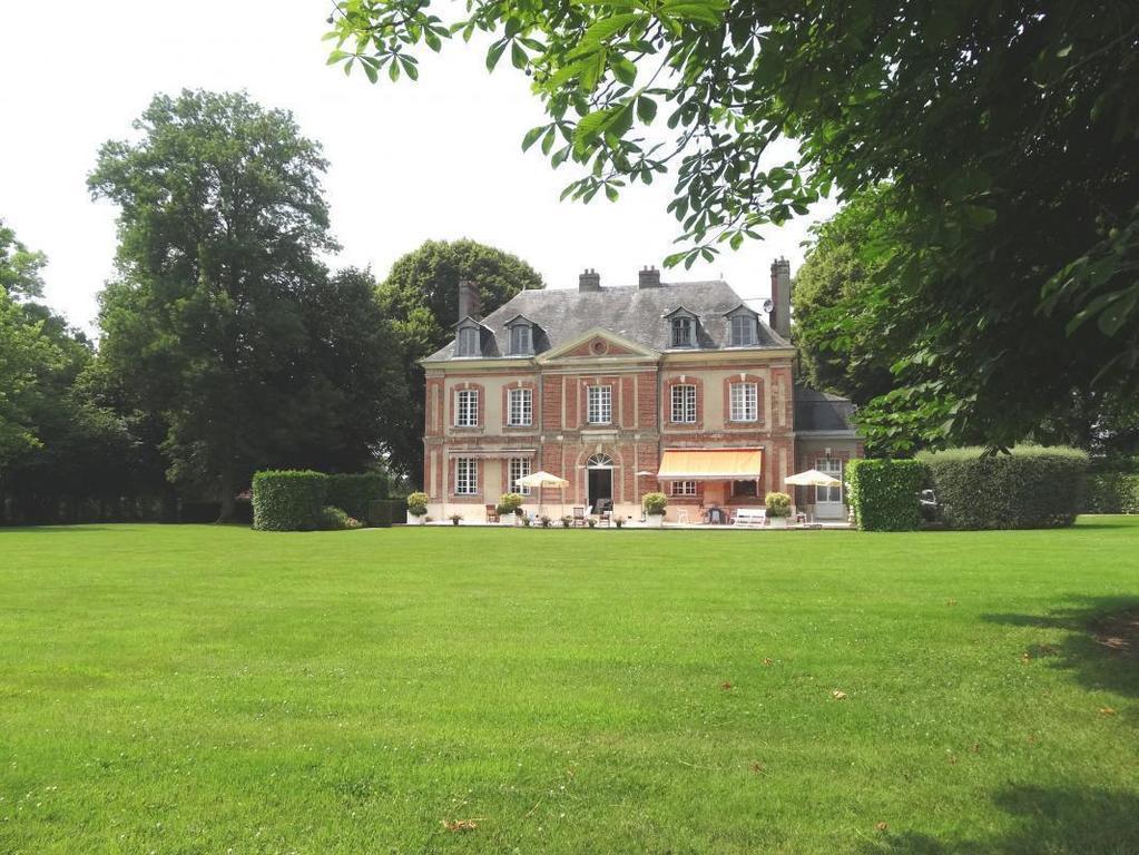 Chateau De Maillot Bonneville-la-Louvet Bagian luar foto